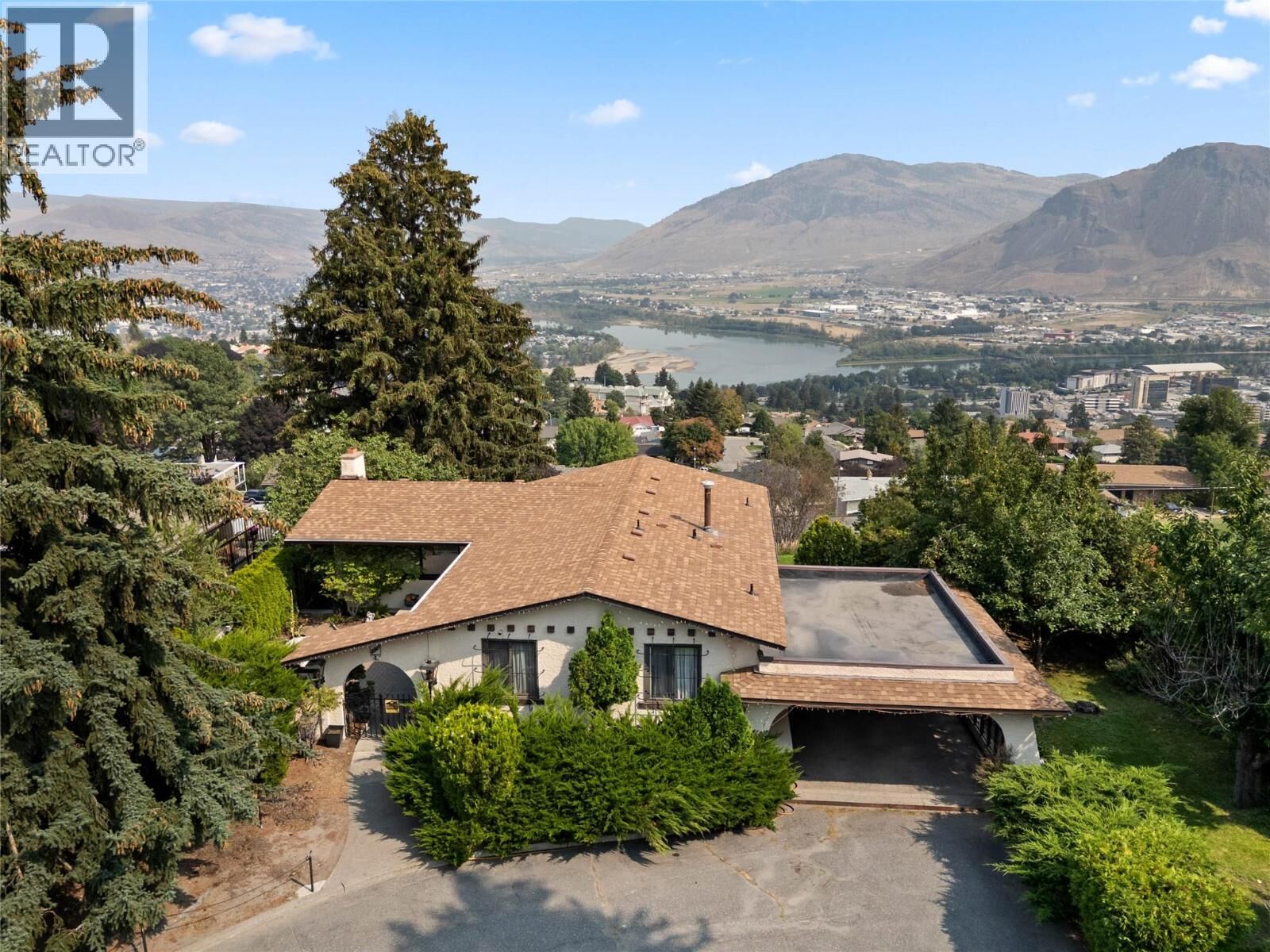 Property Photo: 296 Gibraltar Court BC V2C 1P2