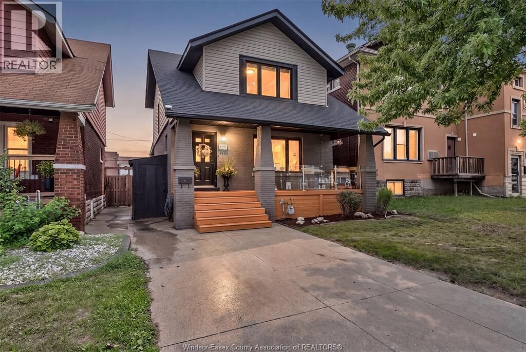 Property Photo:  1362 Elsmere  ON N8X 4G8 