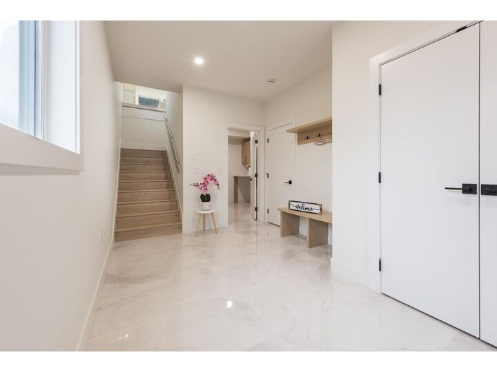 Property Photo: 46339 Maple Avenue BC V2P 2J5