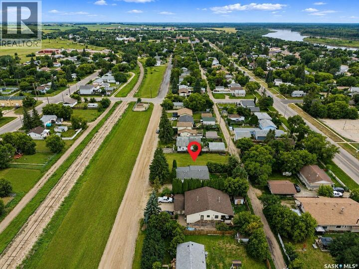 Property Photo: 1110 16th Street W SK S6V 3W3