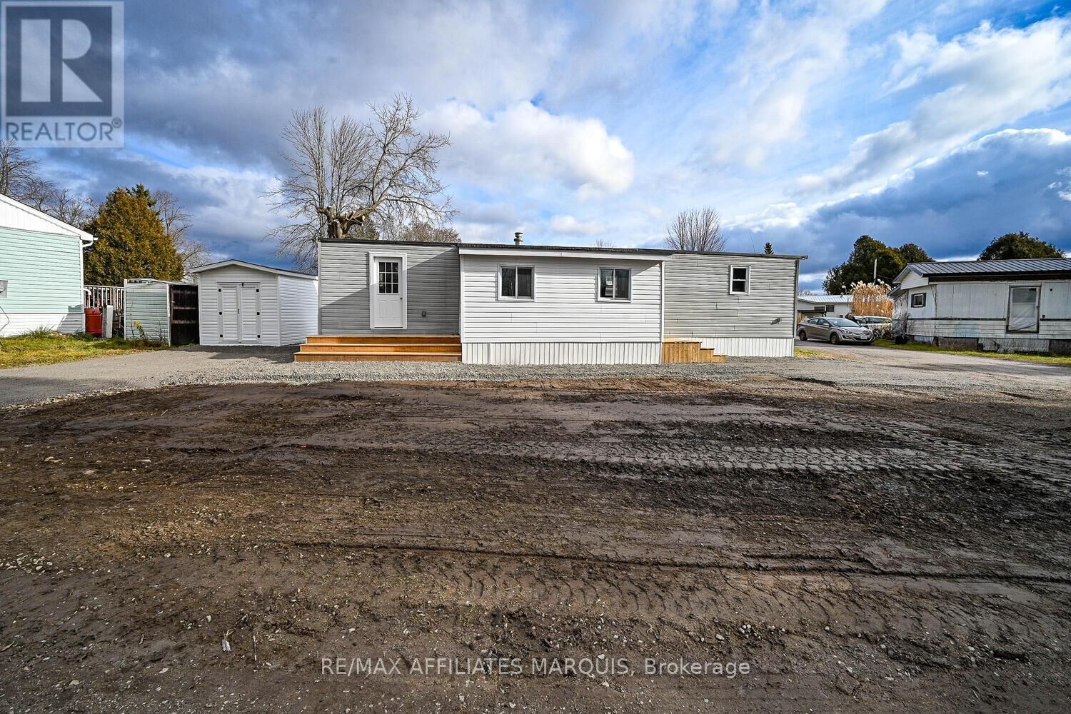 Property Photo: 418 Nicole Street ON K7A 4S4