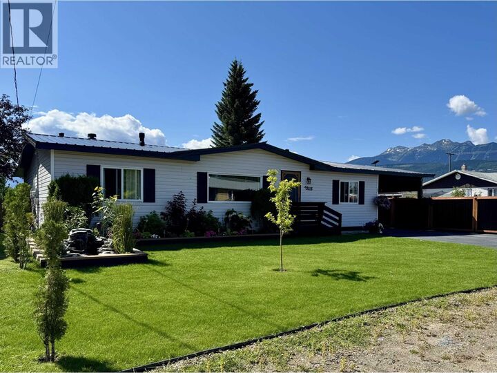 Property Photo: 1265 9th Avenue BC V0E 2Z0