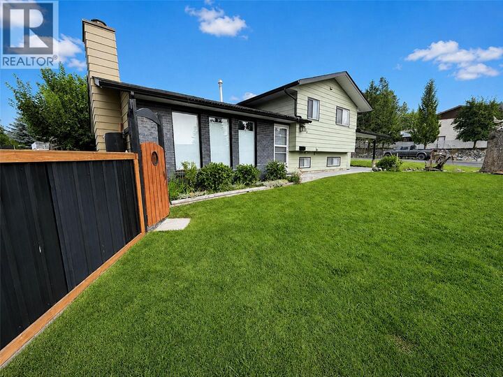 Property Photo: 1801 Mt Sinclair Avenue North BC V1C 6B8