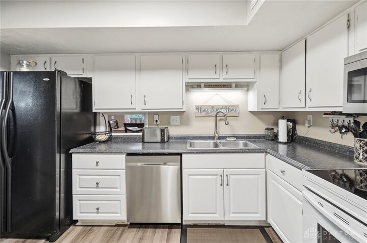 Property Photo:  3322 Vanquil Trail  OH 45449 