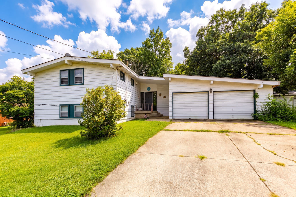 Property Photo: 319 W Sycamore Street OH 45056