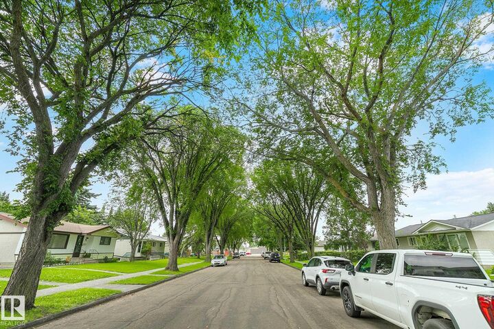Property Photo: 11031 152 Street NW AB T5P 1Z9