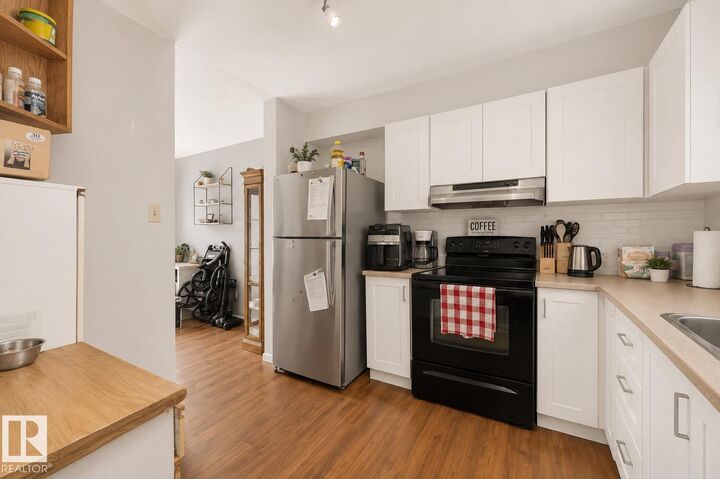 Property Photo:  1415 62 Street NW 44  AB T6L 4K1 