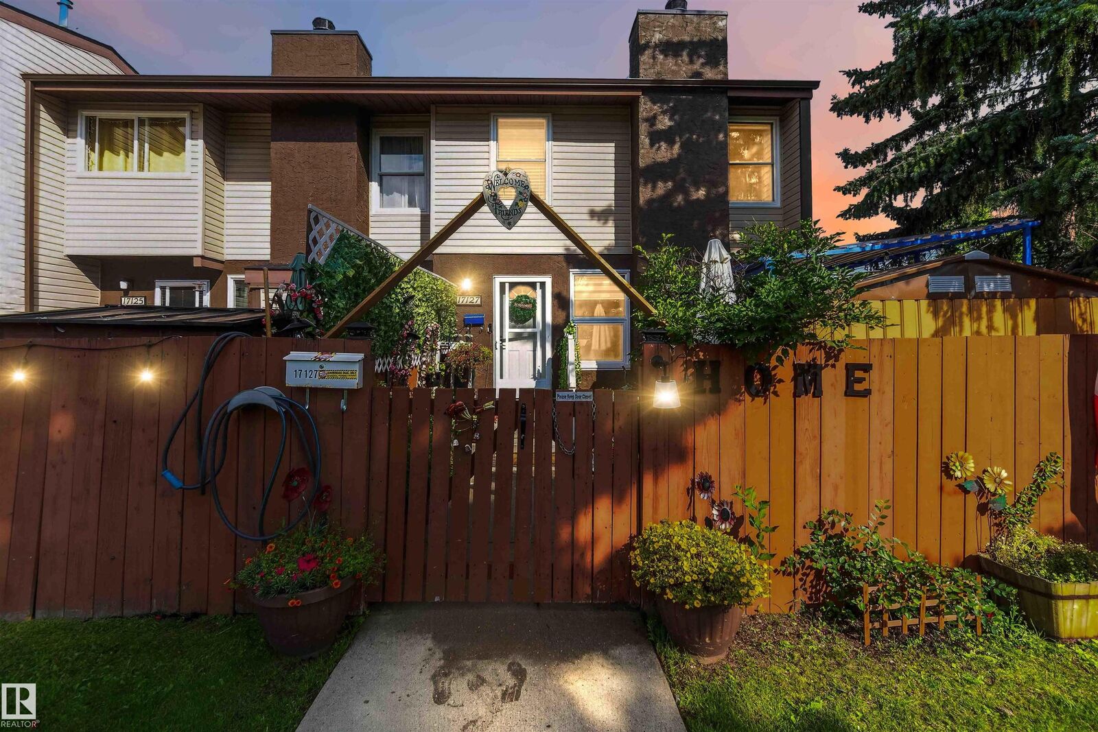 Property Photo:  17127 109 Street NW  AB T5X 3E2 