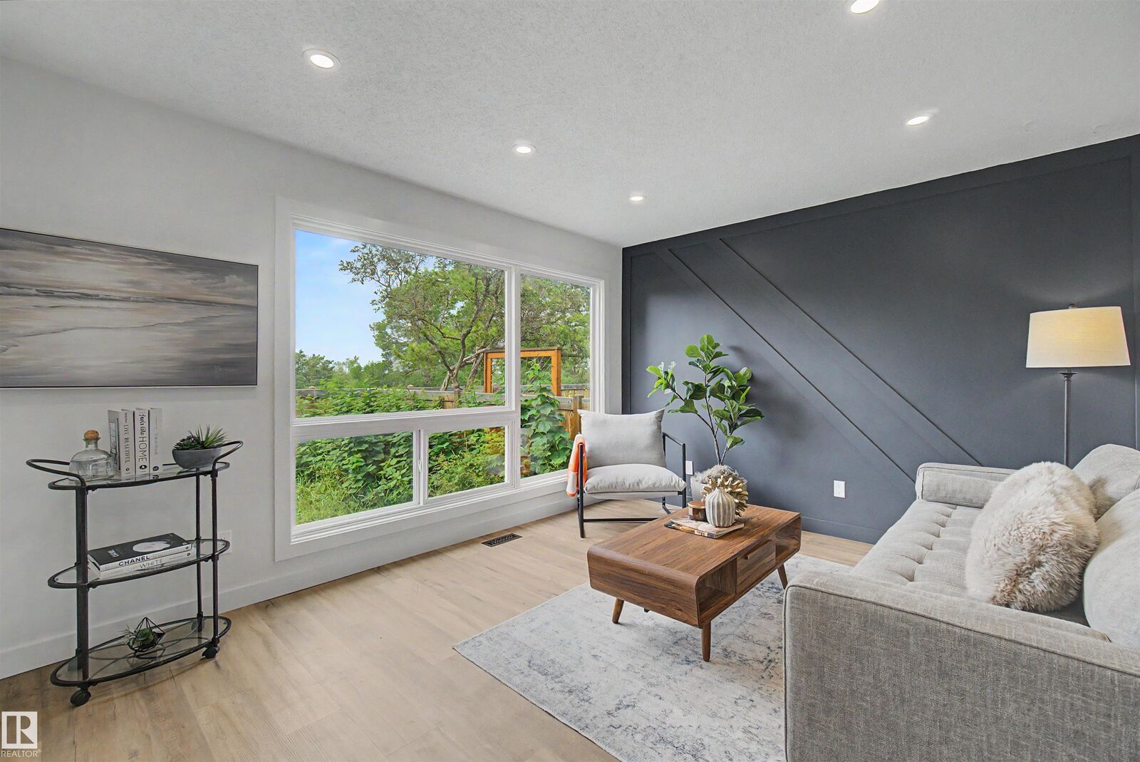 Property Photo: 215 Grandin Village AB T8N 2J3