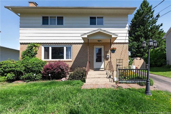 Property Photo:  133 Brentwood Drive  NB E1E 1N1 