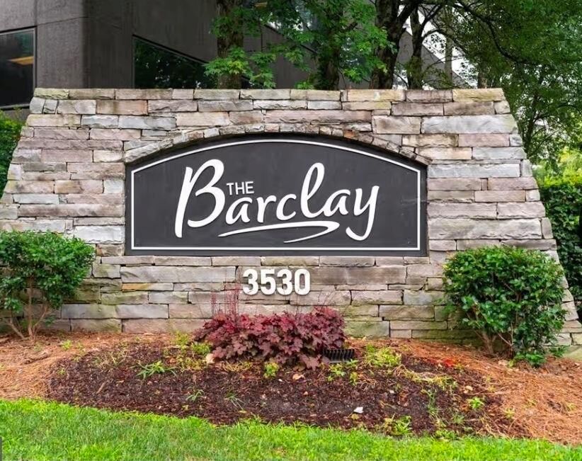Property Photo:  3530 Piedmont Road NE M1  GA 30305 