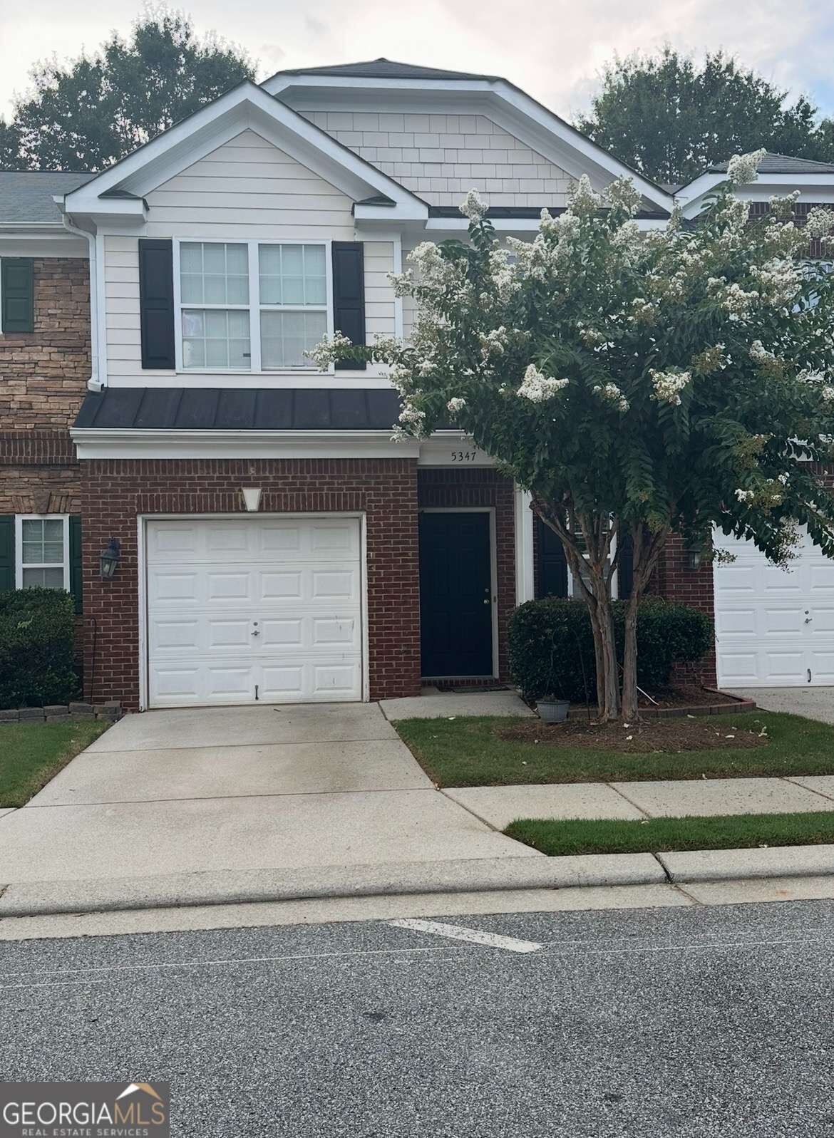 Property Photo: 5347 Langston Way GA 30071