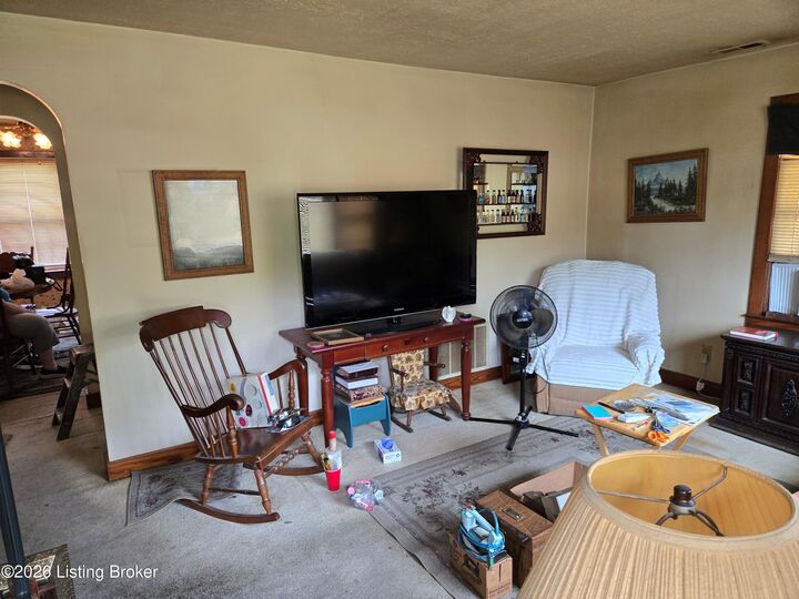 Property Photo: 2314 Lamar Ave KY 40216