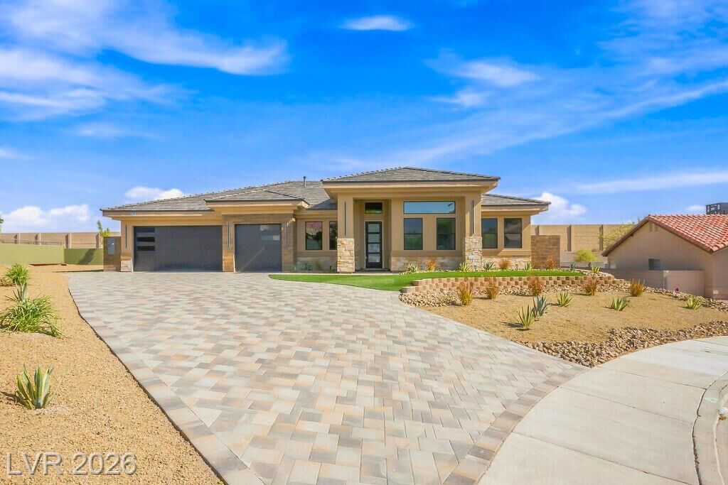 Property Photo:  834 Waterloo Drive  NV 89002 