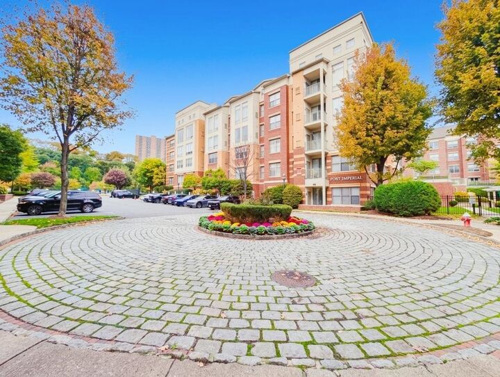 Property Photo:  24 Avenue At Port Imperial 232  NJ 07093 