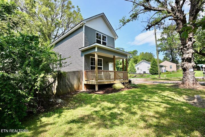 Property Photo:  209 W Moody Ave  TN 37920 