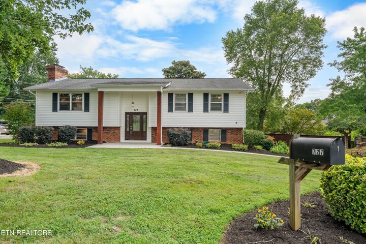 Property Photo: 727 Morton Circle TN 37804