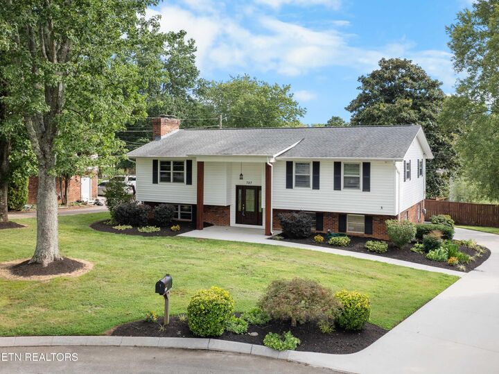 Property Photo: 727 Morton Circle TN 37804