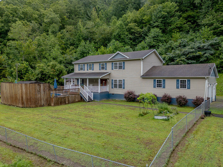 Property Photo: 3780 River Front Road KY 41231