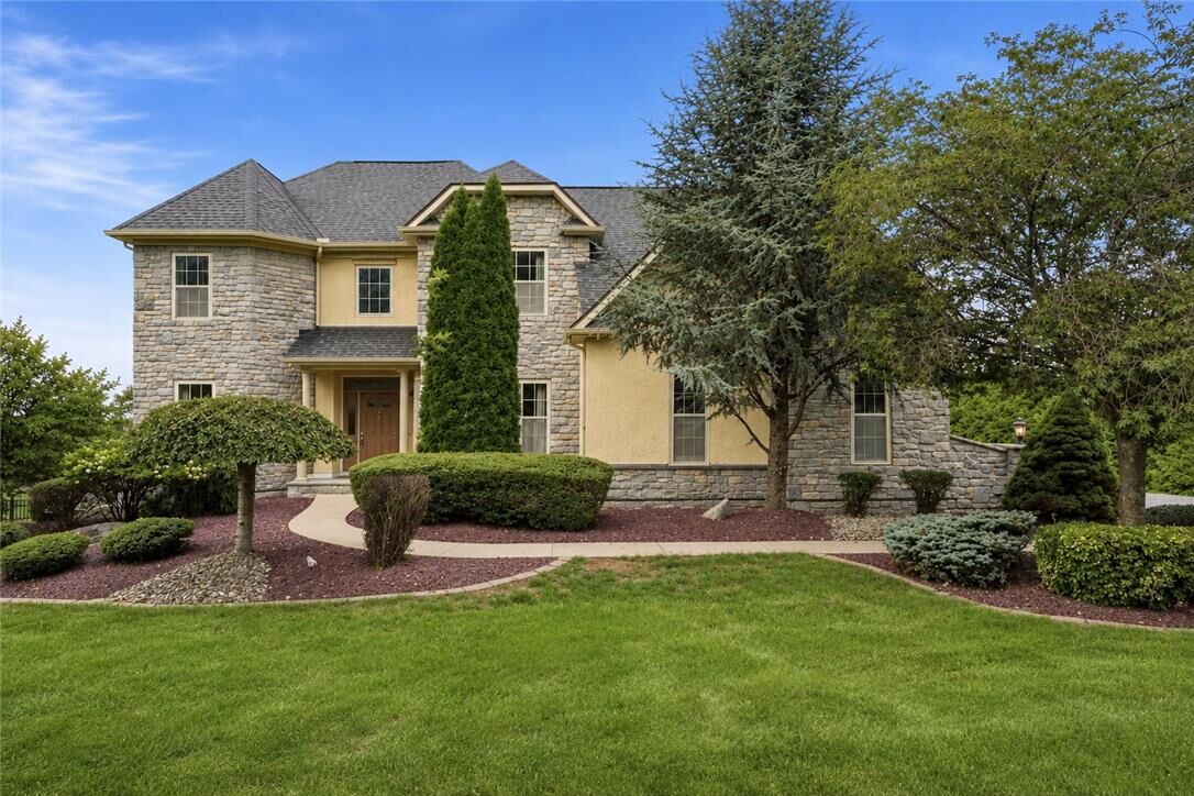 Property Photo: 245 E Dell Road PA 18014