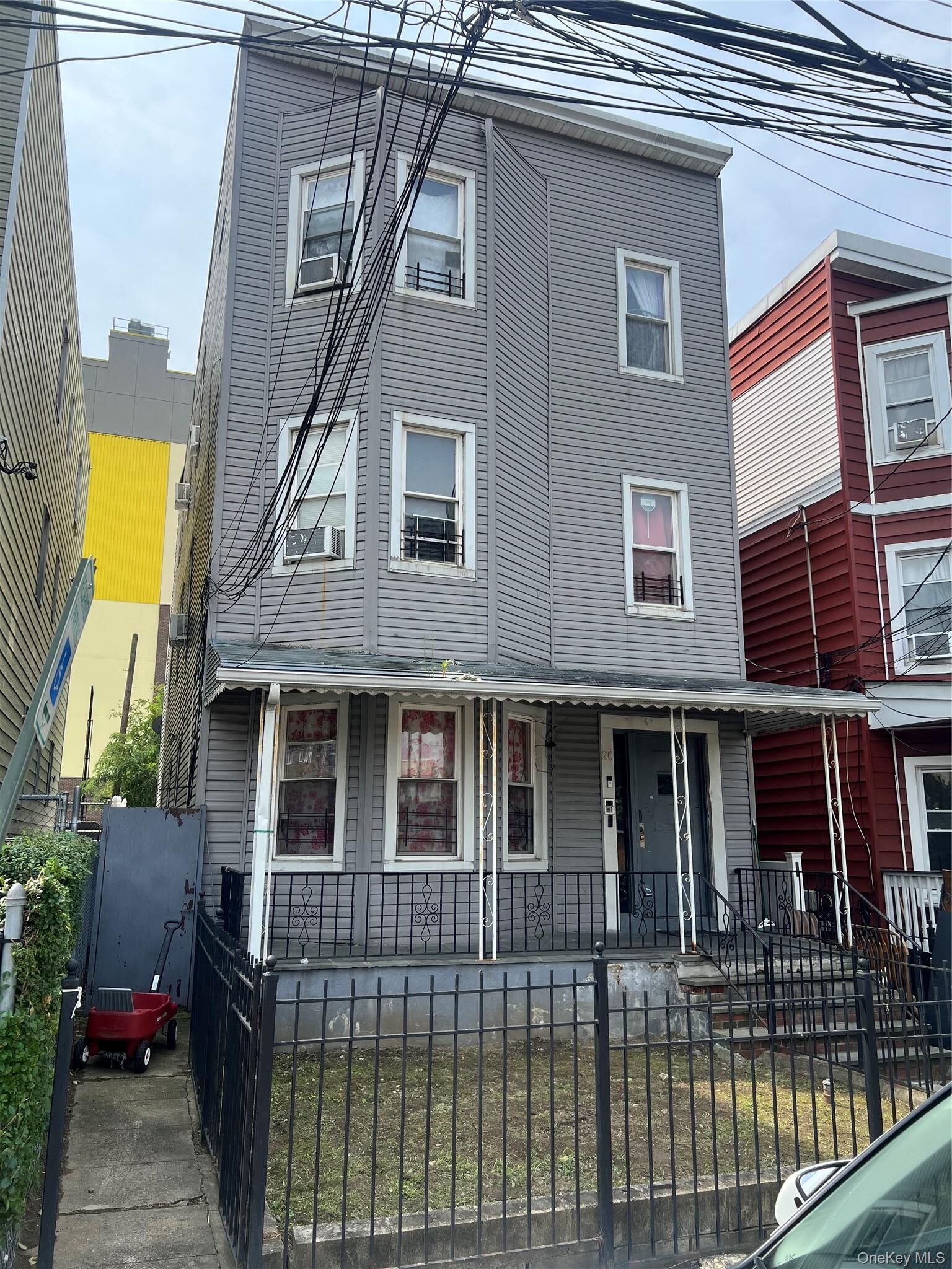 Property Photo:  20 Culver Street  NY 10705 