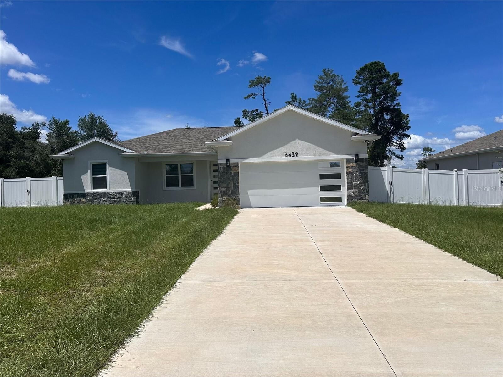 Property Photo: 3439 SW 131st Place Road FL 34473