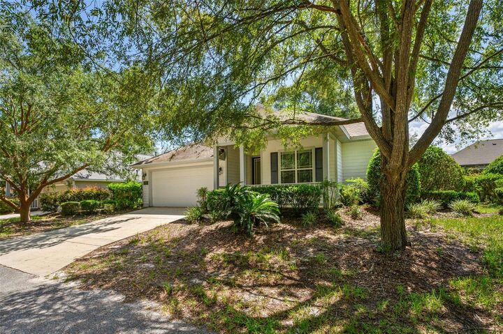Property Photo:  7652 SW 85th Drive  FL 32608 