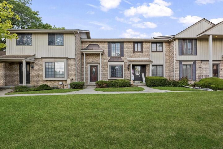 Property Photo: 29011 Scarborough Drive MI 48088