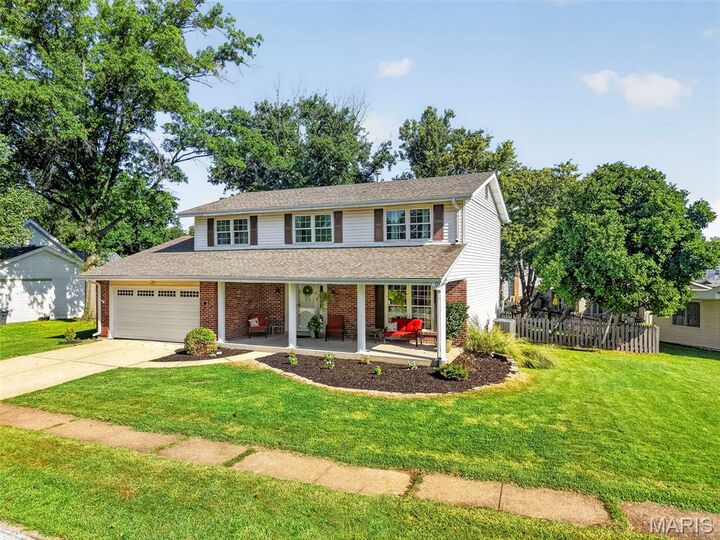 Property Photo:  815 Pine Village Court  MO 63021 