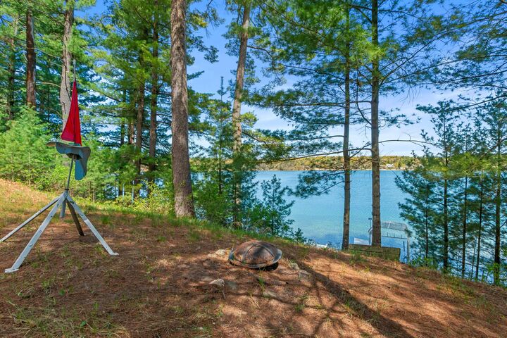 Property Photo: W13490 S Pleasant Rd WI 54930