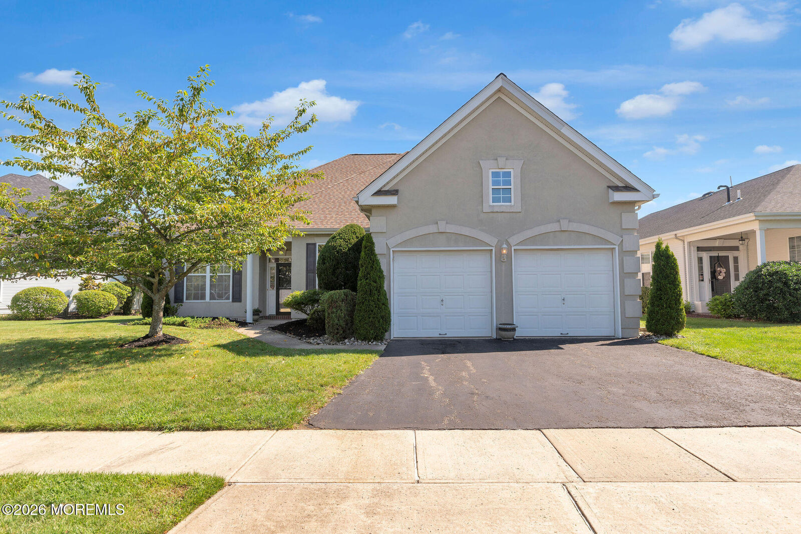 Property Photo:  43 Bunker Hill Drive  NJ 08501 