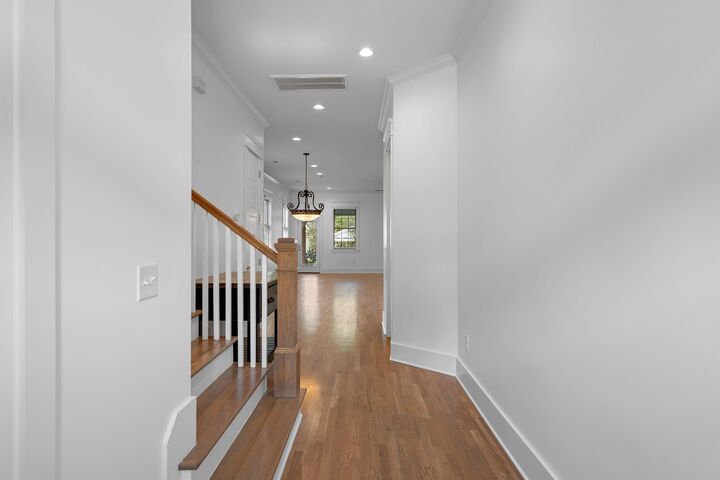 Property Photo:  120B Lincoln Ct  TN 37205 