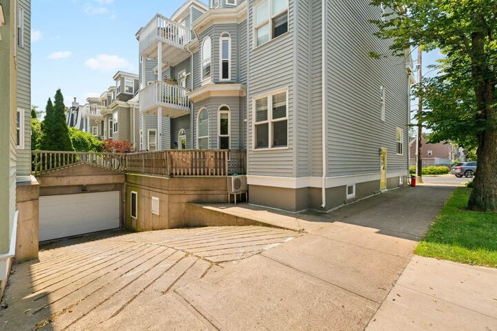 Property Photo: 1 1069 South Park Street NS B3H 2W5