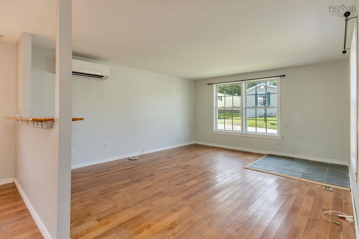 Property Photo: 714 Fern Drive NS B4E 1L9