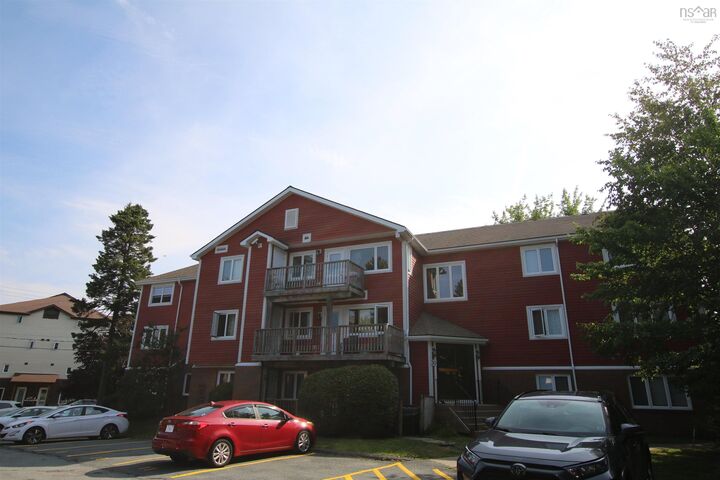 301 30 Attenborough Court — photo 1