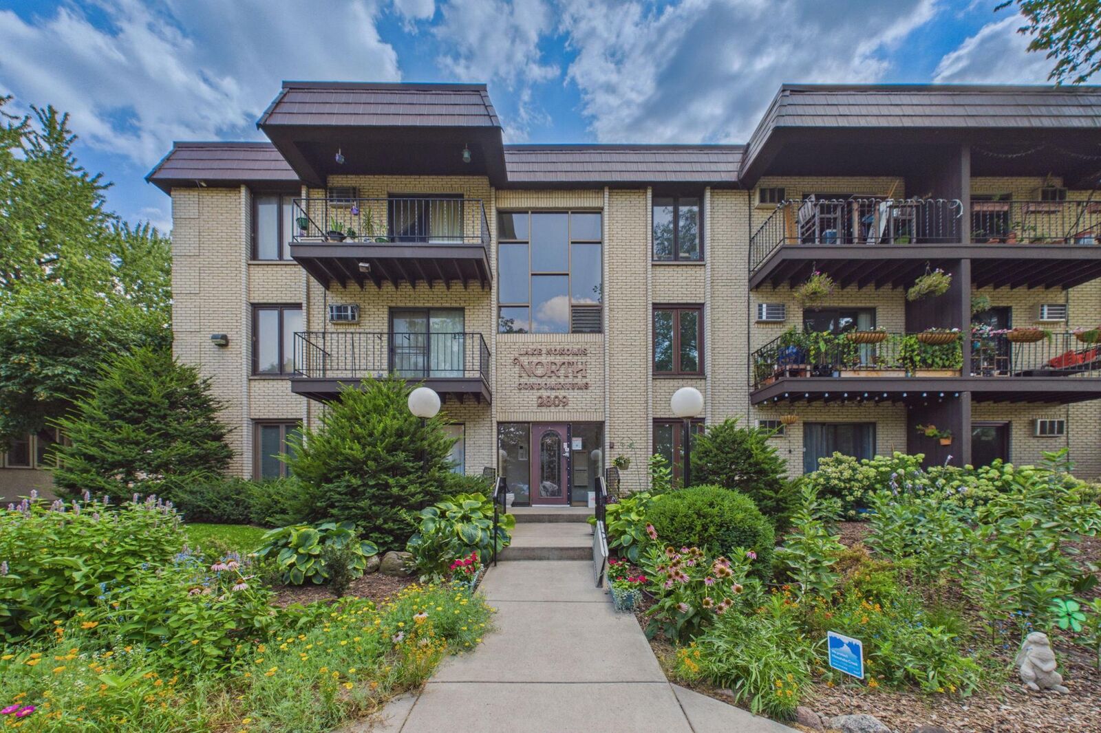 Property Photo: 2809 E Minnehaha Parkway 205 MN 55417