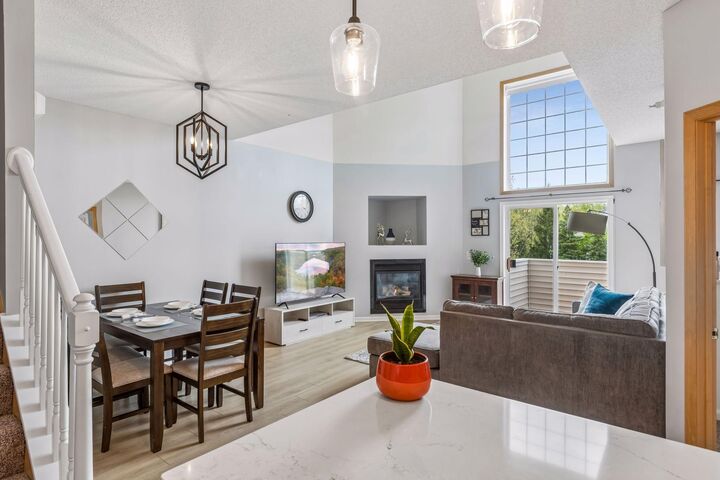 Property Photo:  17679 Hackberry Court  MN 55347 