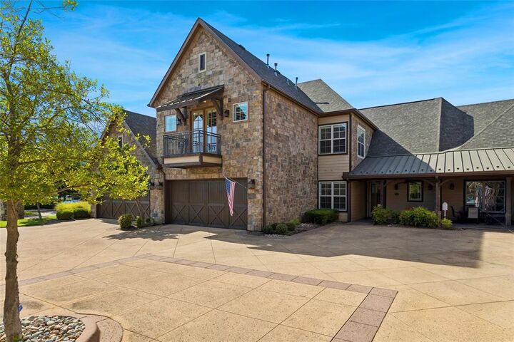 Property Photo:  310 Watermere Drive  TX 76092 