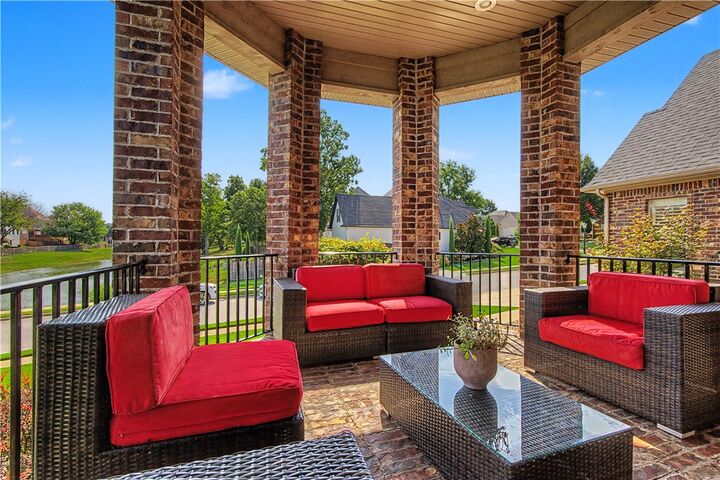 Property Photo:  5500 S Lancaster Drive  AR 72758 