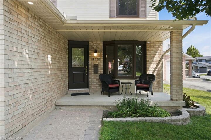 Property Photo:  1576 Riley Avenue  ON L7M 3T3 