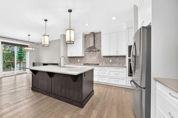 Property Photo: 143 Stonemere Green AB T1X 0S2