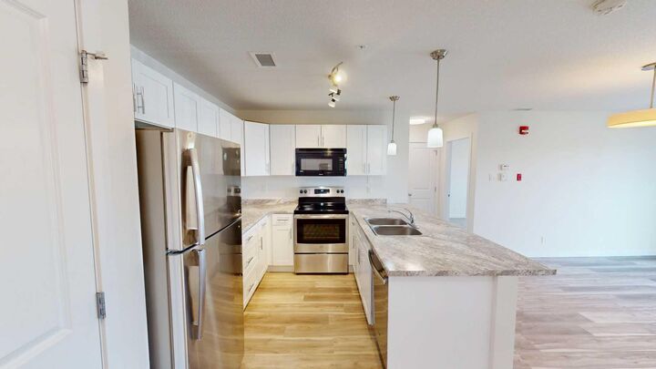Property Photo: 10101 101 Avenue 204 AB T8V 0Y4