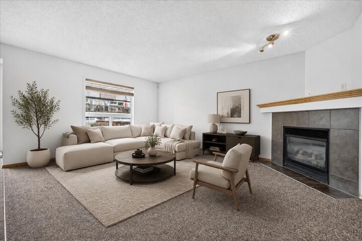 Property Photo: 177 Royal Birch Terrace NW AB T3G 5P2