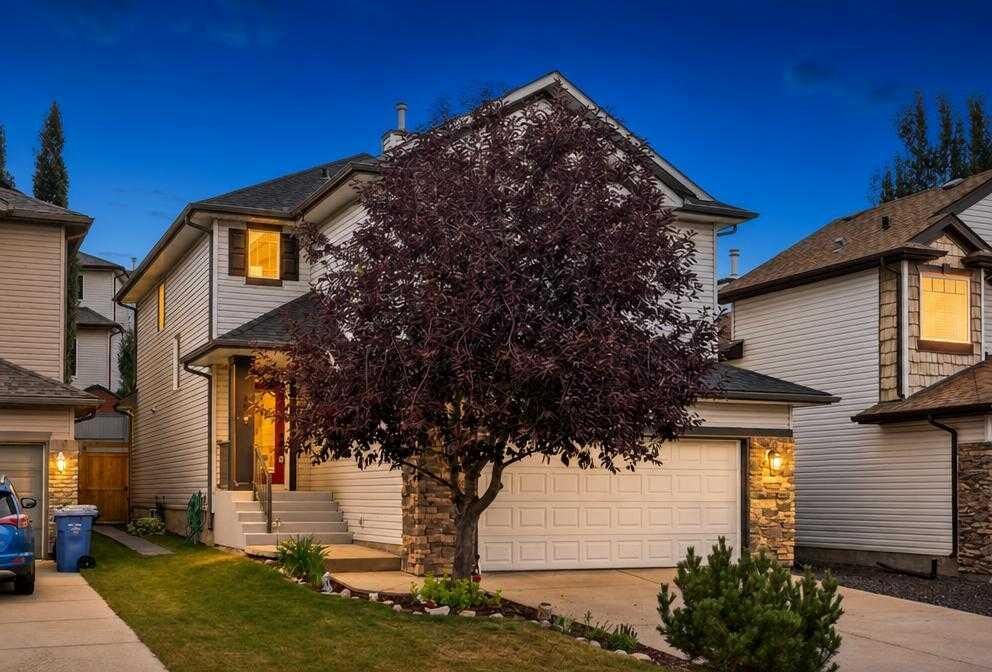 Property Photo:  121 Rockyspring Terrace NW  AB T3G 5Z7 