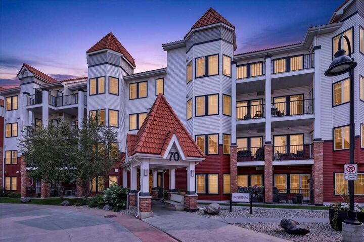 70 Royal Oak Plaza NW 303 — photo 1