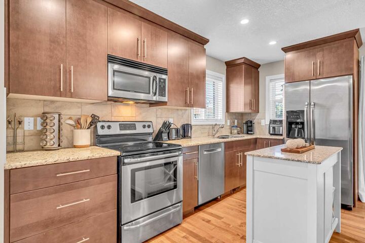 Property Photo: 821 McDougall Road NE 2 AB T2E 5A2