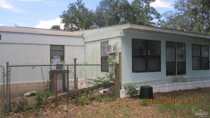 Property Photo: 5354 East Bay Blvd FL 32563