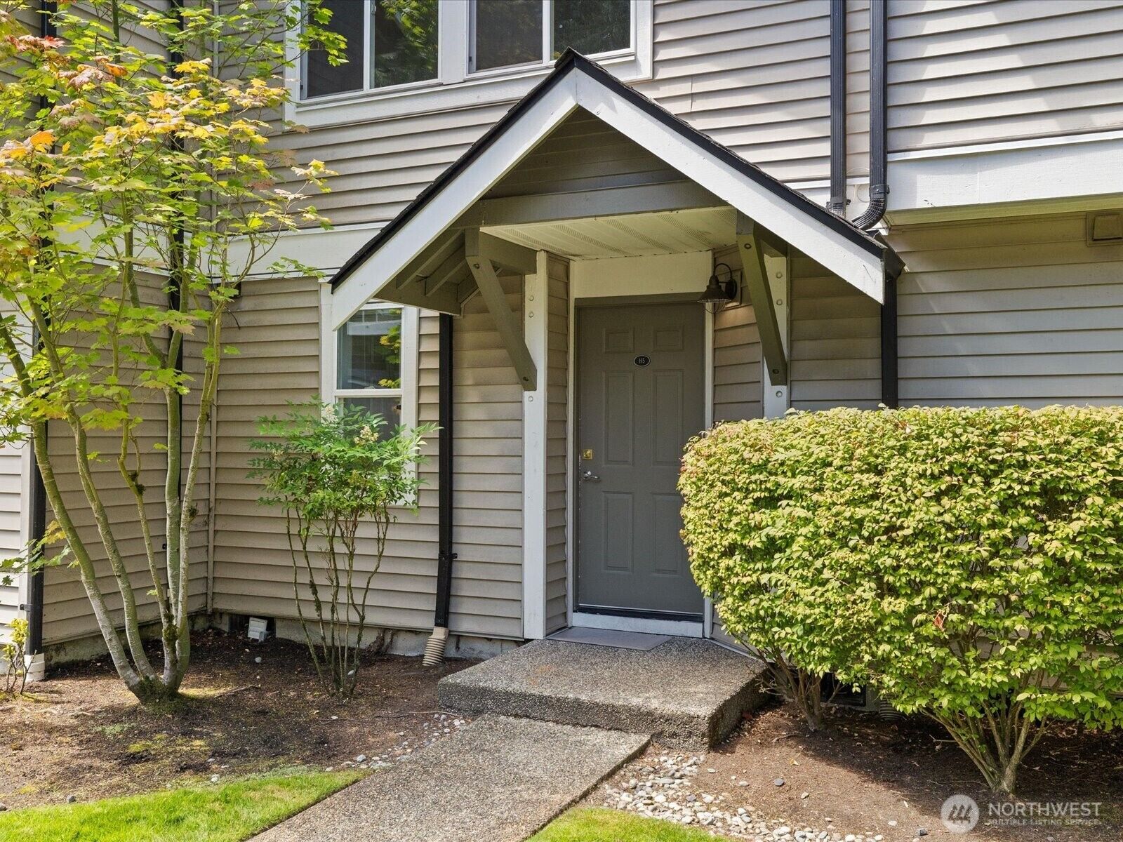 Property Photo:  16101  Bothell Everett Hwy H5  WA 98012 
