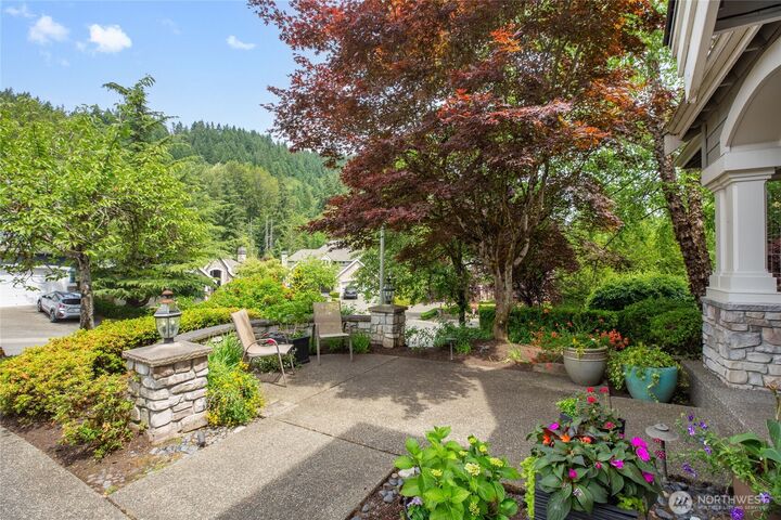 Property Photo: 14411 SE 89th Place WA 98059