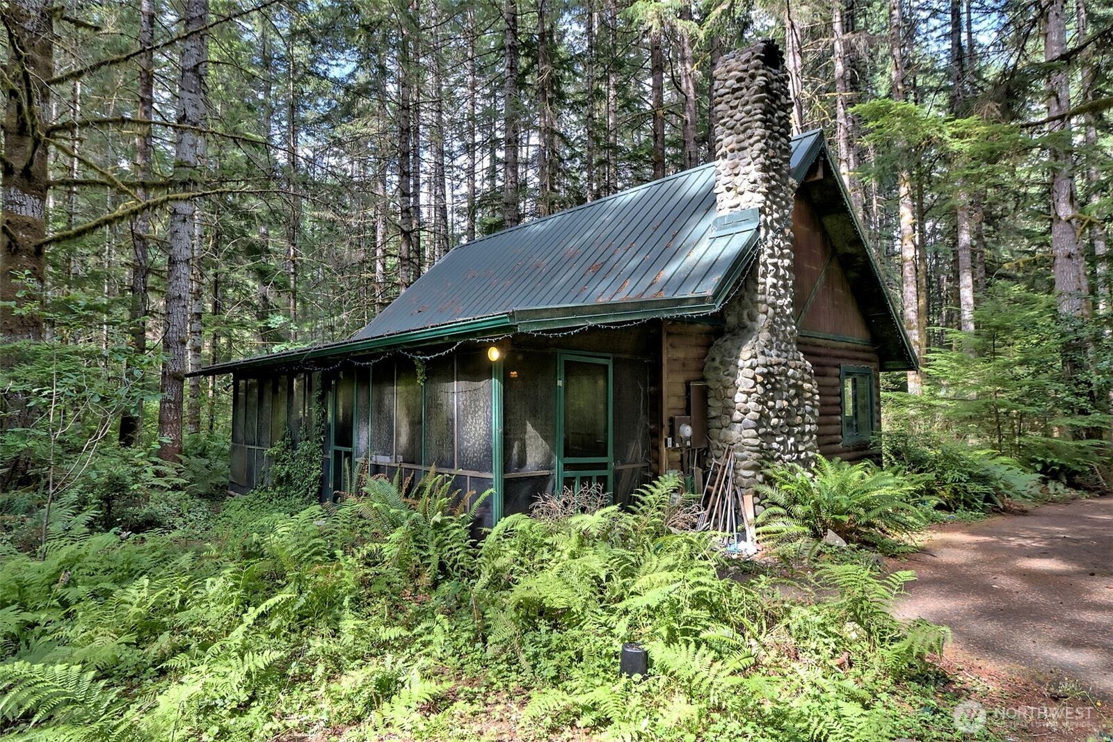 Property Photo:  832 N Lake Cushman Road  WA 98548 
